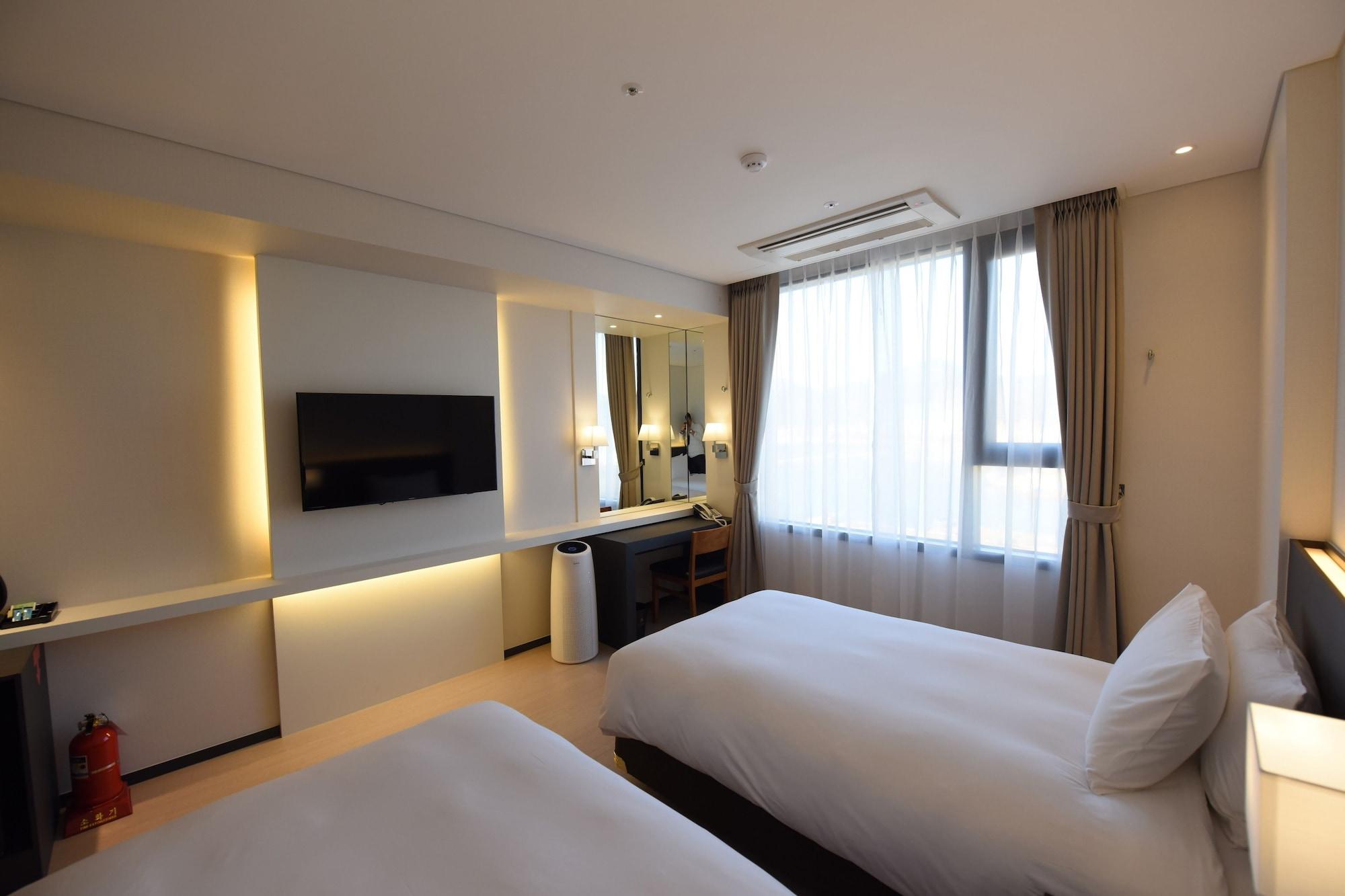 Geoje Artnouveau Suite Hotel Eksteriør billede
