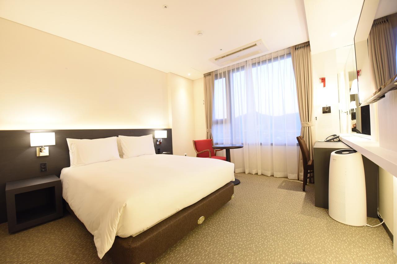 Geoje Artnouveau Suite Hotel Eksteriør billede