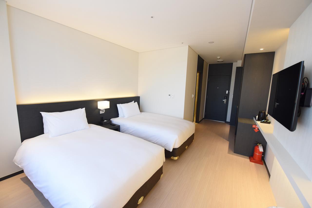 Geoje Artnouveau Suite Hotel Eksteriør billede