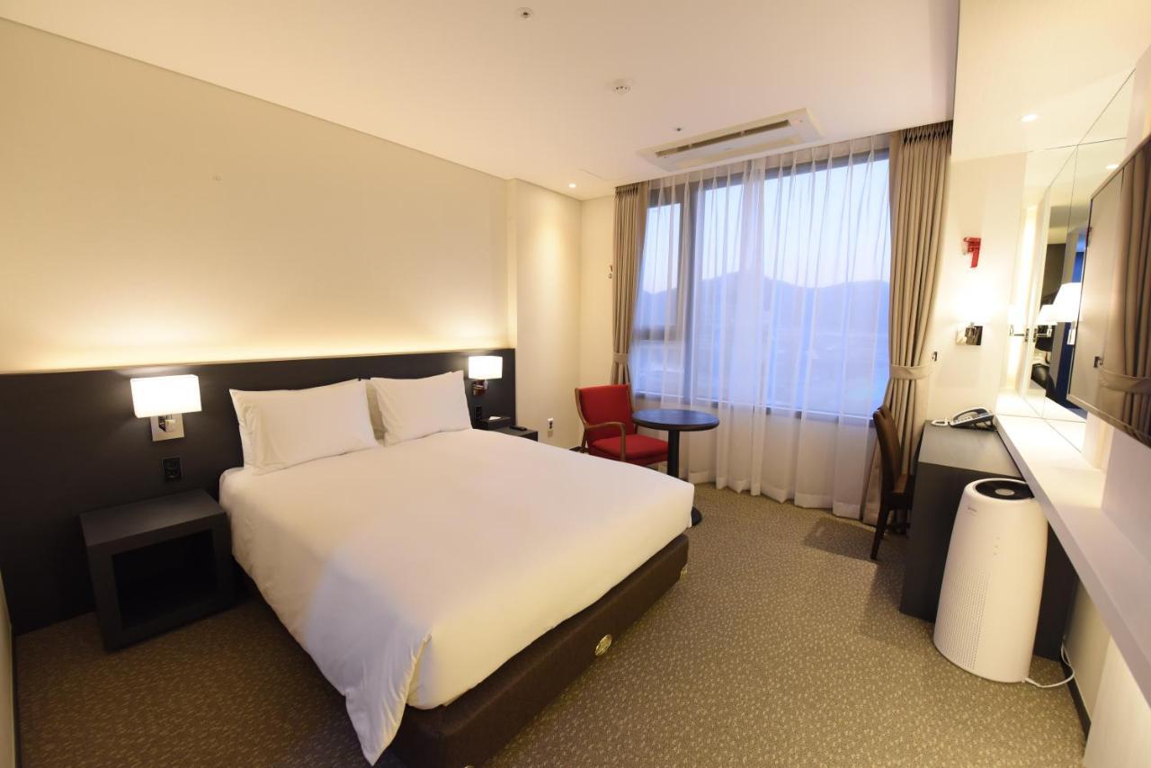 Geoje Artnouveau Suite Hotel Eksteriør billede