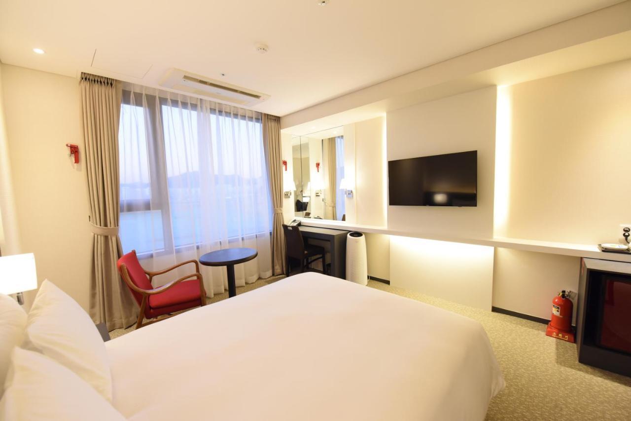 Geoje Artnouveau Suite Hotel Eksteriør billede